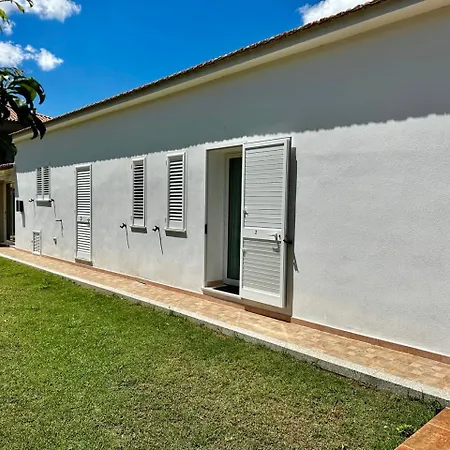 Tigrillo לינה וארוחת בוקר 3*